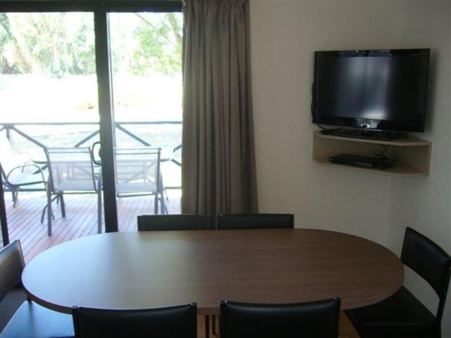 Portland Tourist Park Hotel Екстериор снимка